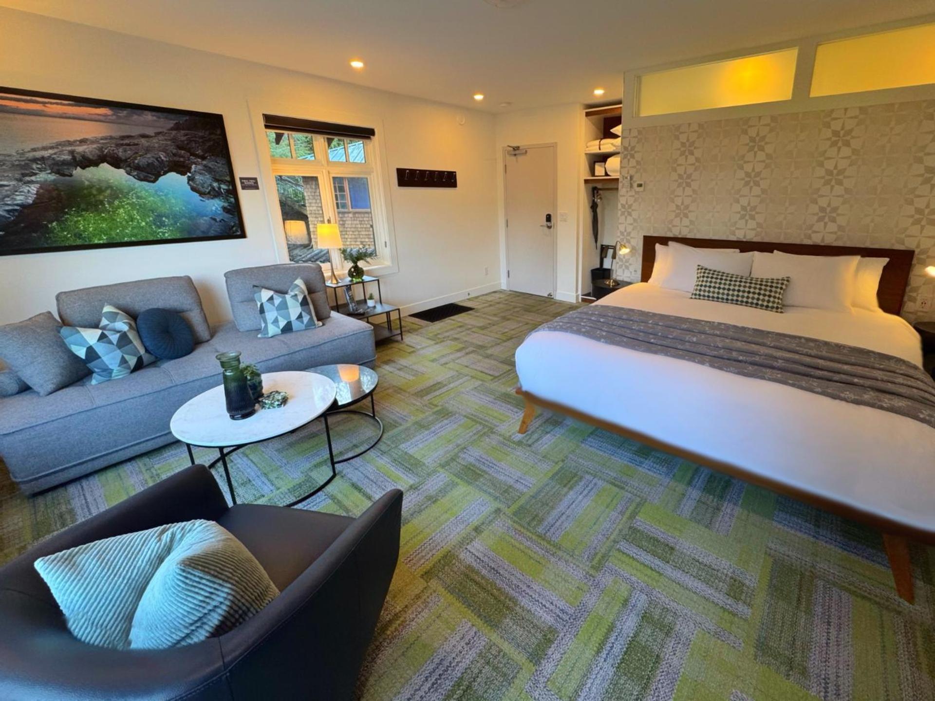 Artisan Suites On Bowen Snug Cove Exterior photo