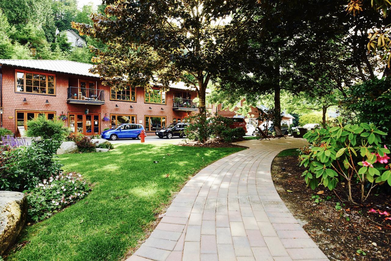 Artisan Suites On Bowen Snug Cove Exterior photo